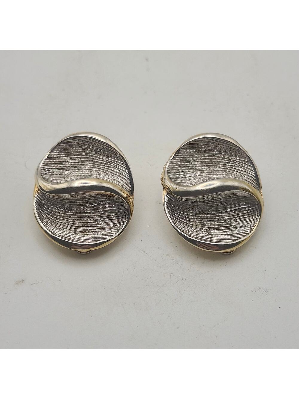 Vintage Two Tone Clip On Earrings Round Textured Wave Gold Silver Button Pair